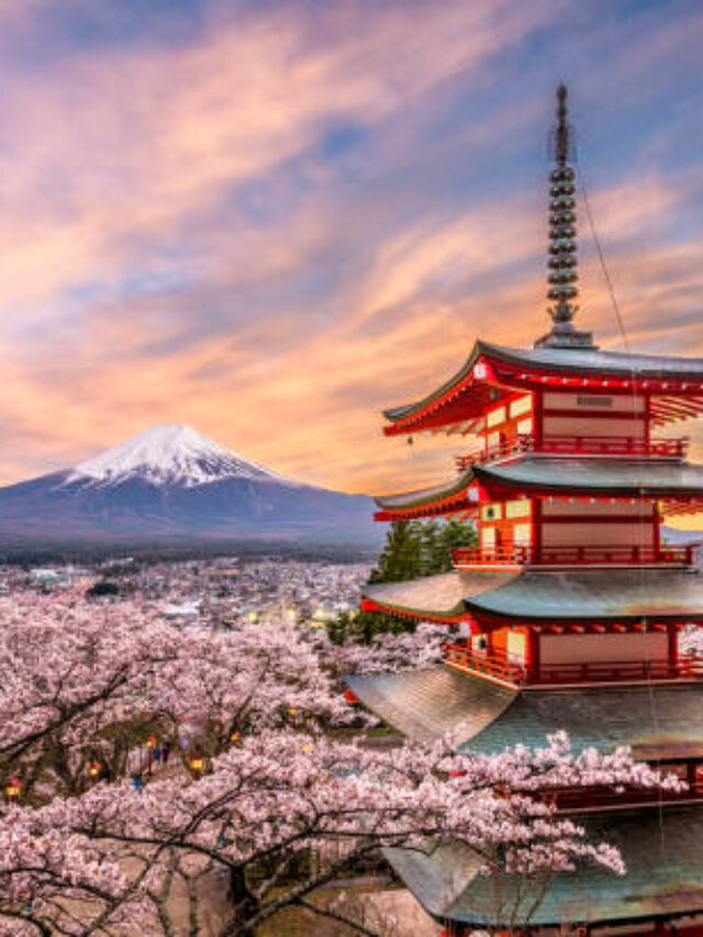 TOP 3 PLACES TO VISIT IN JAPAN